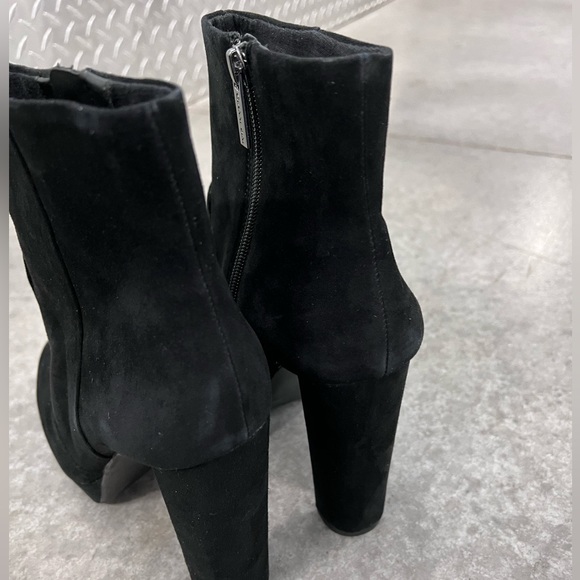 NWOB $99 Gianni Bini Kianne Suede Platform Boot 9.5 - Picture 5 of 7